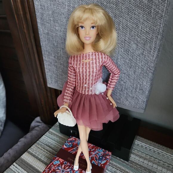 Disney Princess Aurora restyled - Picture 2 of 4